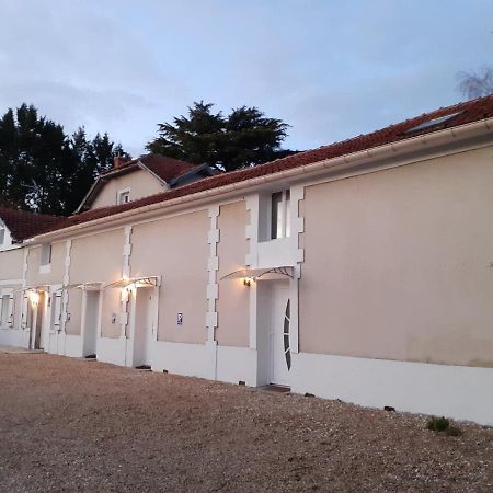 05 - Tres Joli 3 Pieces Neuf 2 Chambres, Logement Tout Equipe Pour 1 A 4 Personnes Maximum, Vue Sur Jardin Avec Parking Privatif, Grand Fourgon Possible, Tout Le Linge De Maison Est Fourni Annesse-et-Beaulieu Extérieur photo