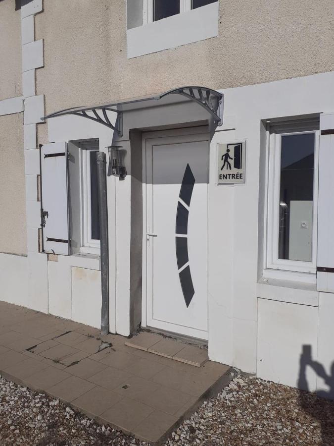 05 - Tres Joli 3 Pieces Neuf 2 Chambres, Logement Tout Equipe Pour 1 A 4 Personnes Maximum, Vue Sur Jardin Avec Parking Privatif, Grand Fourgon Possible, Tout Le Linge De Maison Est Fourni Annesse-et-Beaulieu Extérieur photo